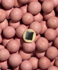 Alternative view of PINK PINEAPPLE 115 g